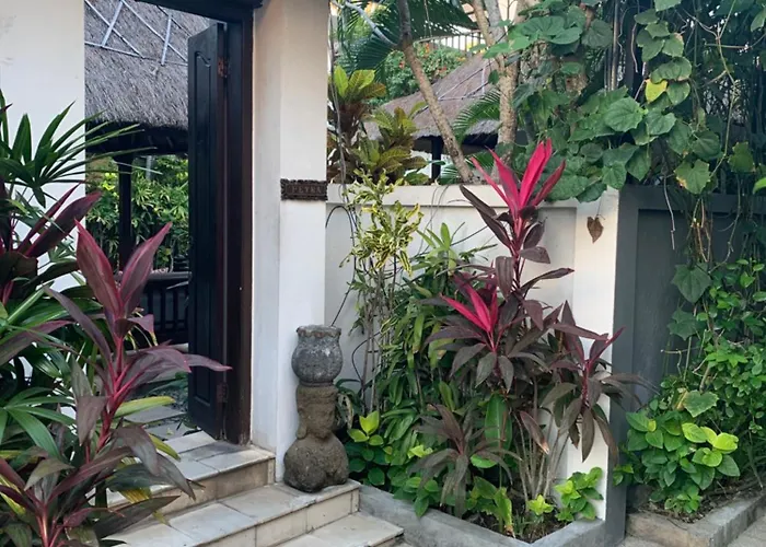 Petra Bali Villa *